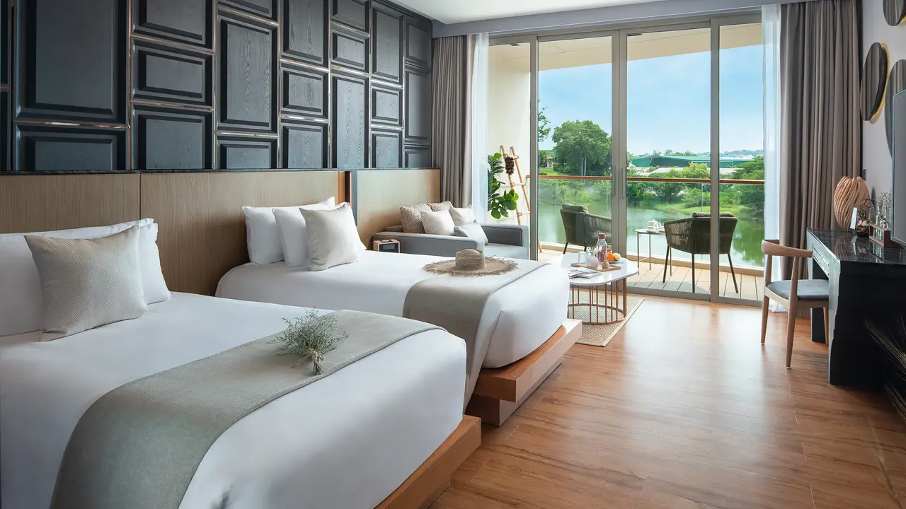 Wyndham Grand Nai Harn Beach Phuket