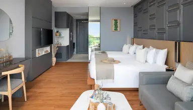 Wyndham Grand Nai Harn Beach Phuket