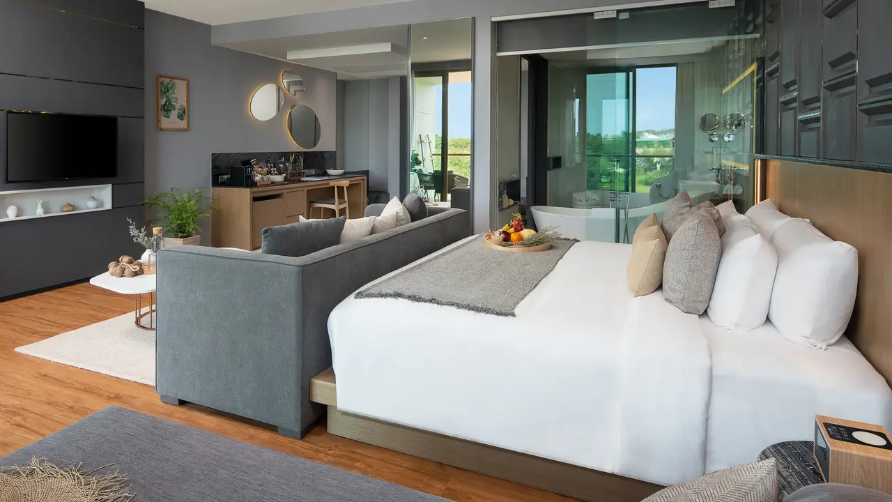 Wyndham Grand Nai Harn Beach Phuket