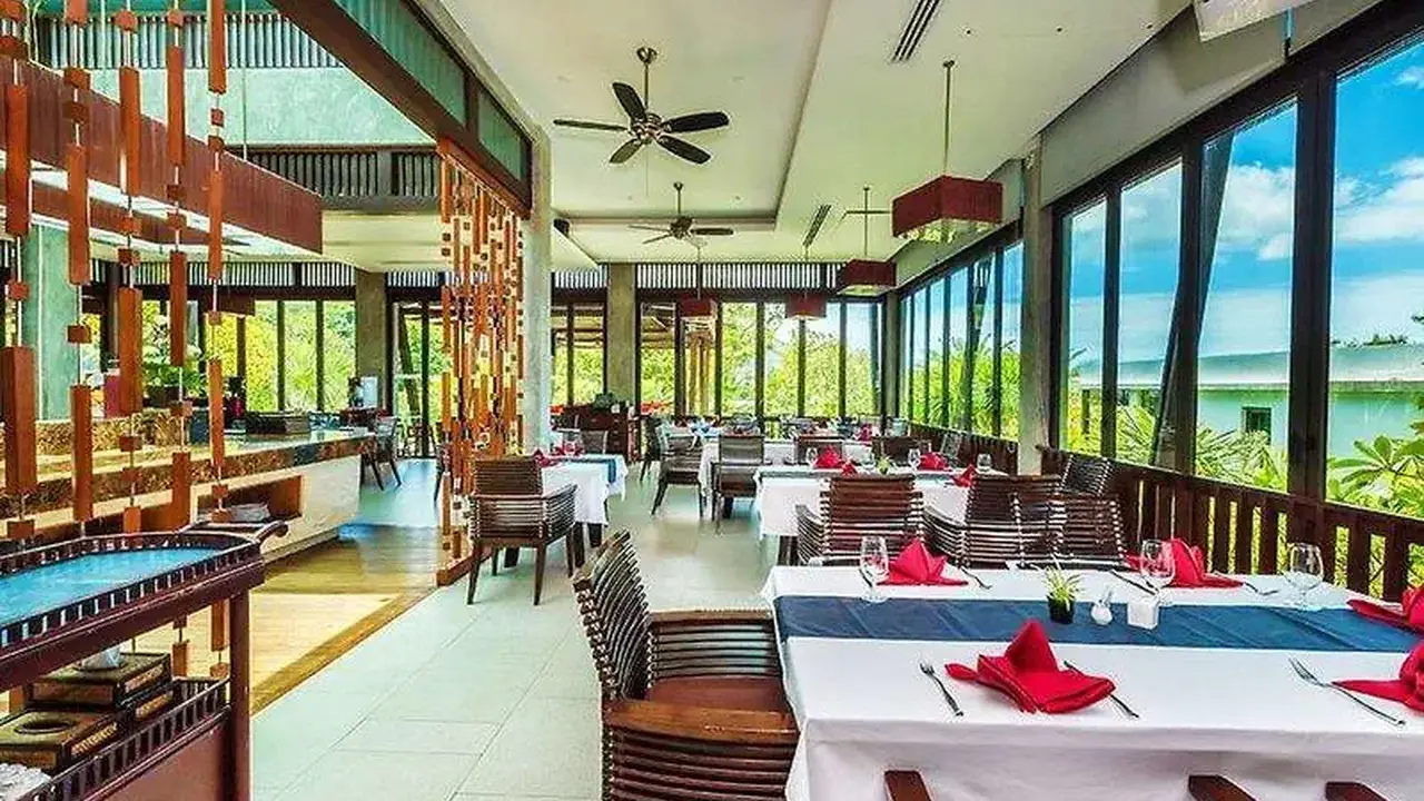 Wyndham Sea Pearl Resort Phuket