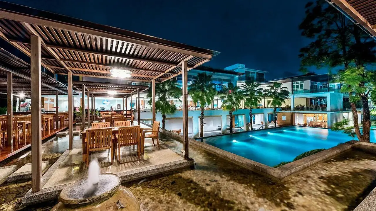 Wyndham Sea Pearl Resort Phuket