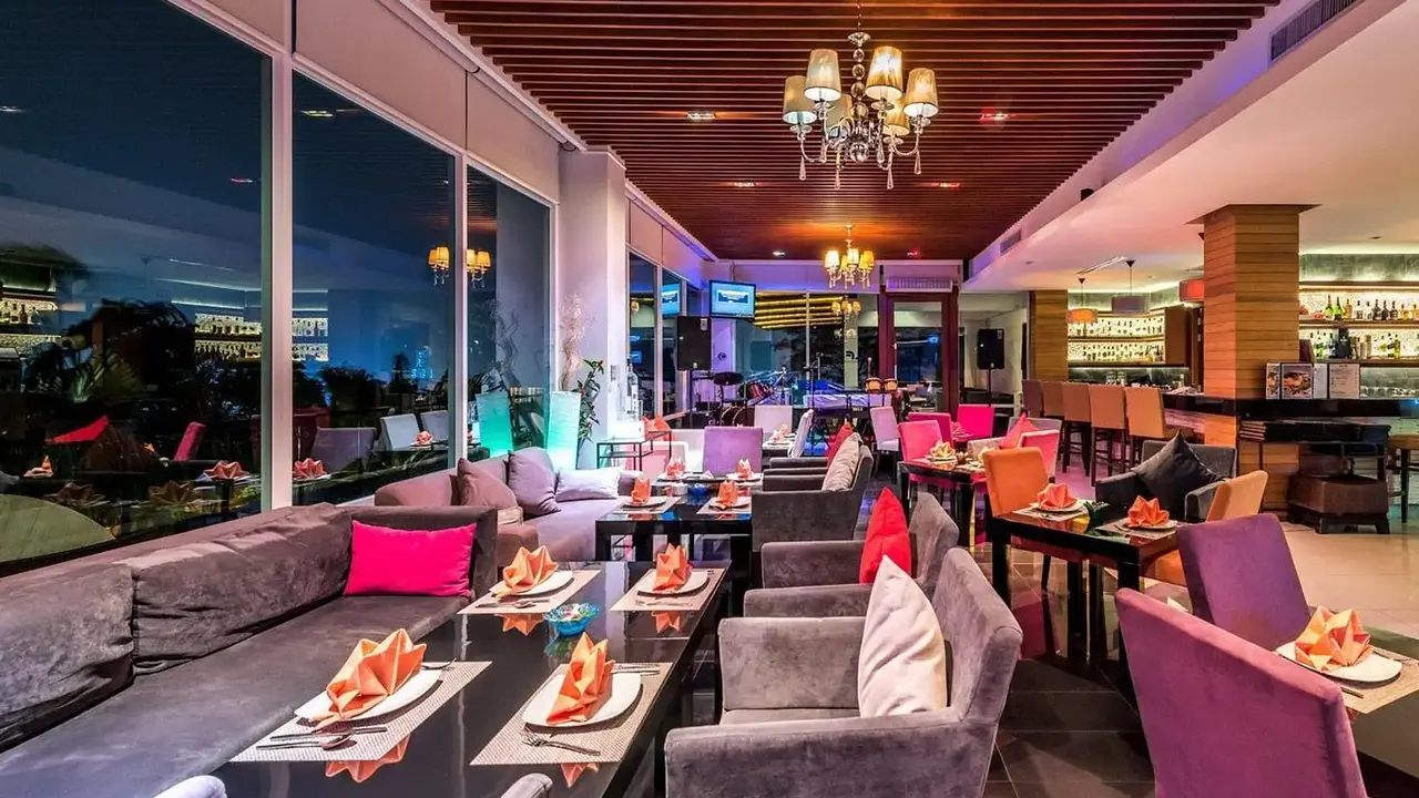 Wyndham Sea Pearl Resort Phuket