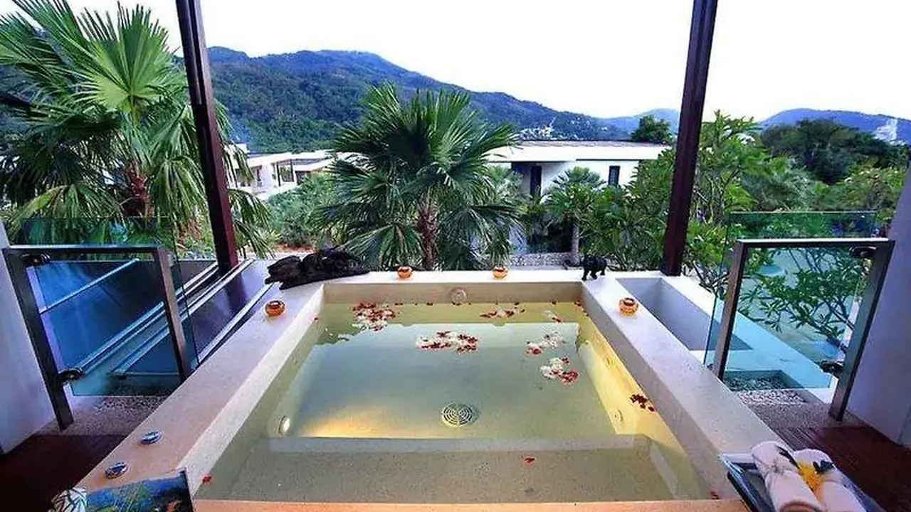 Wyndham Sea Pearl Resort Phuket