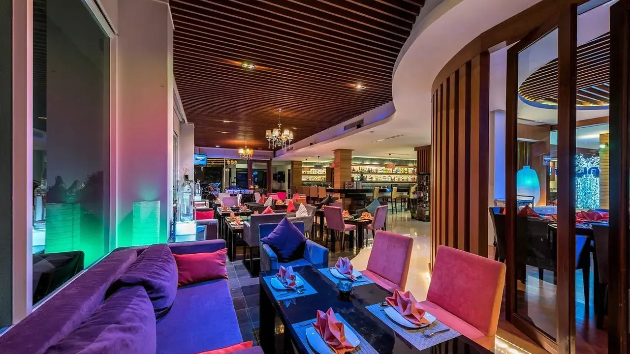 Wyndham Sea Pearl Resort Phuket