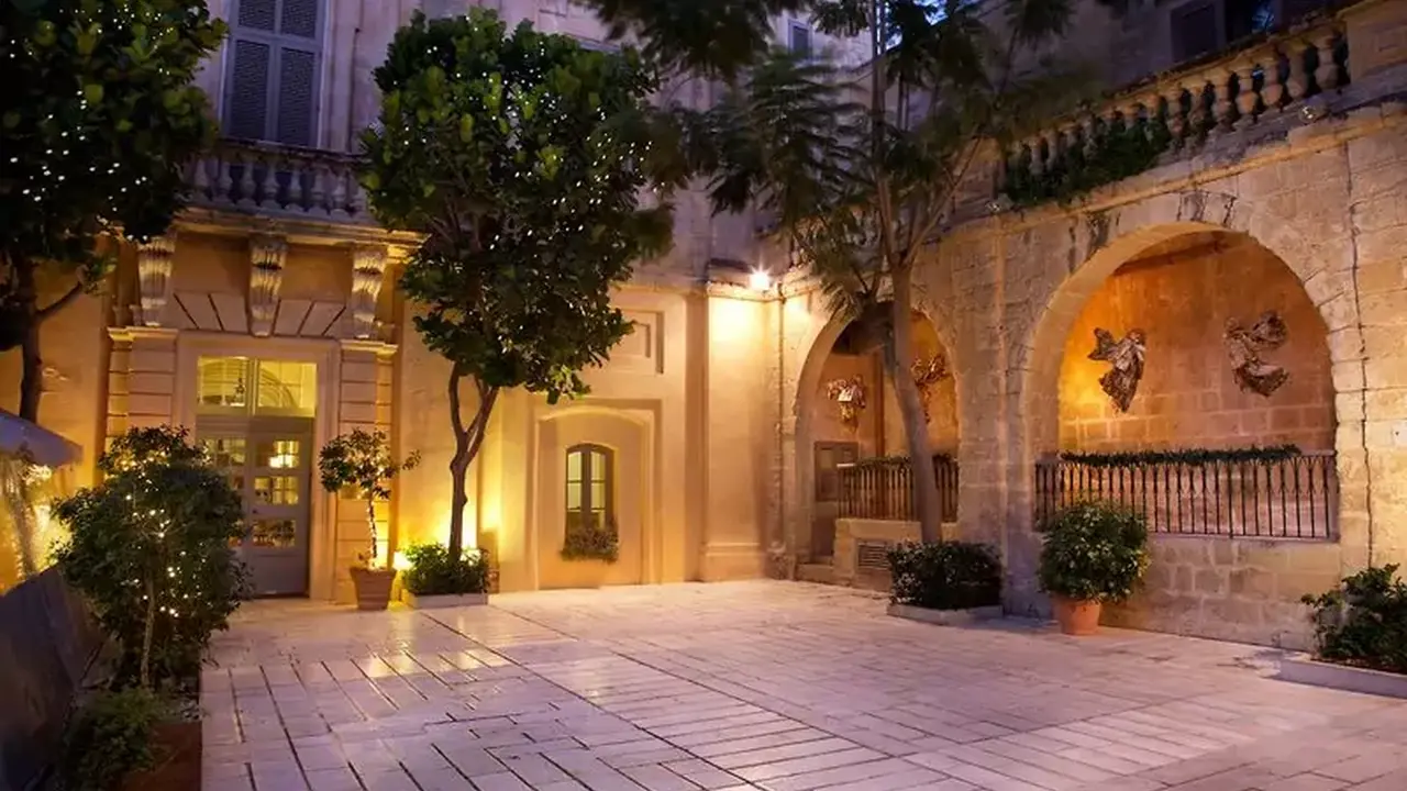Xara Palace