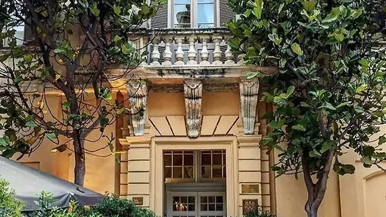 Xara Palace