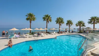 Xenos Kamara Beach