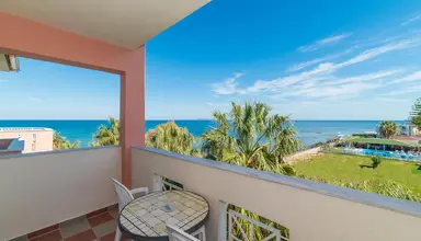 Xenos Kamara Beach
