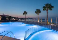 Xenos Kamara Beach
