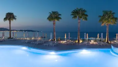 Xenos Kamara Beach