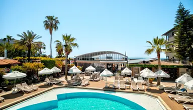 Xperia Saray Beach
