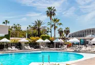 Xperia Saray Beach