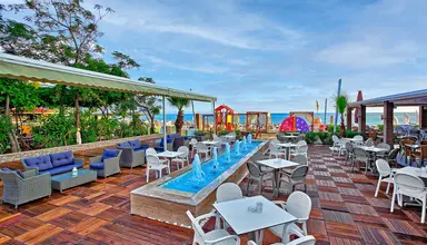 Xperia Saray Beach