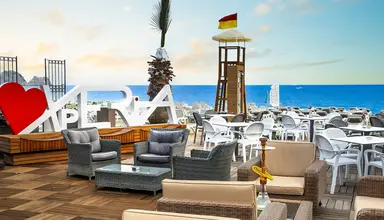 Xperia Saray Beach