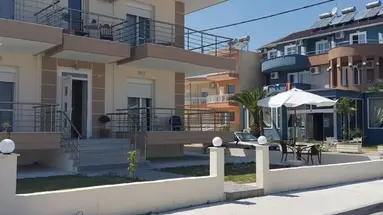Yakinthos (Paralia)