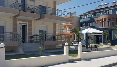 Yakinthos (Paralia)