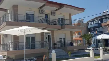 Yakinthos (Paralia)