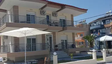 Yakinthos (Paralia)