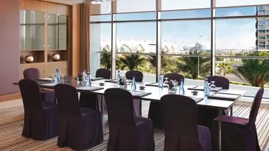 Yas Plaza Mangroves by IHG