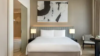 Yas Plaza Marina