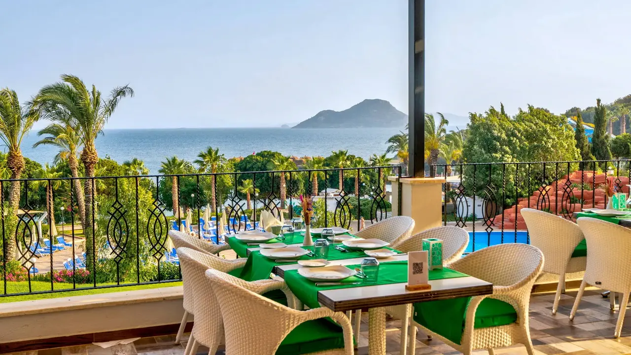Yasmin Bodrum Resort