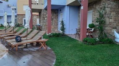 Ydna Apartments