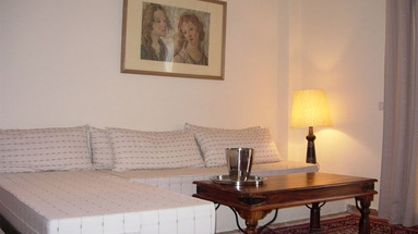Ydna Apartments