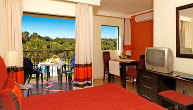 Yellow Alvor