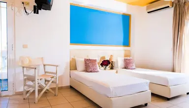 Yiannis Manos Apartments