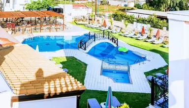 Yiannis Manos Apartments
