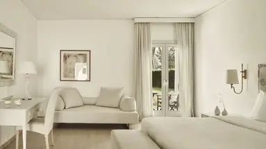 Yria Island Boutique Hotel & Spa