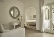 Yria Island Boutique Hotel & Spa