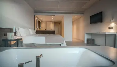 Zante Maris Suites