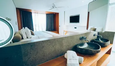 Zante Maris Suites