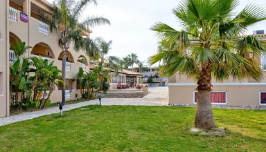 Zante Village