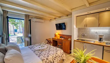 Zaton Holiday Resort 3*