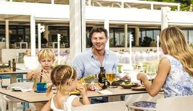 Zaton Holiday Resort 3*