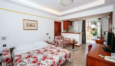 Zaton Holiday Resort 4*