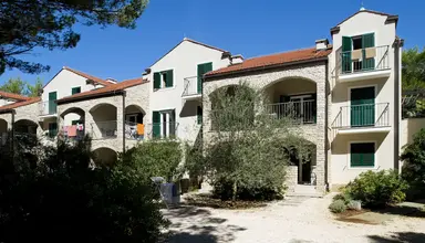 Zaton Holiday Resort 4*