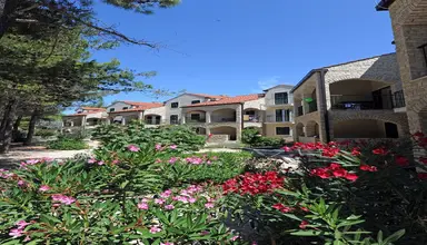 Zaton Holiday Resort 4*