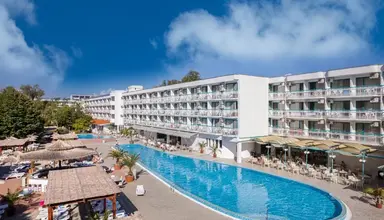 Zefir Beach