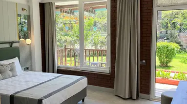 Zena Resort