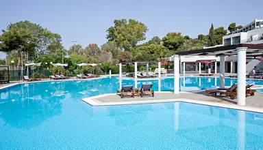 Zeus Dolce Athens