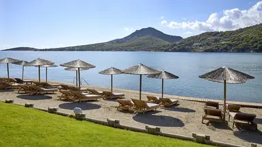 Zeus Dolce Athens