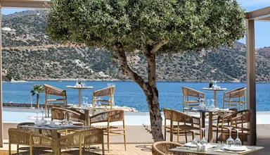 Zeus Eleva Mirabello Bay