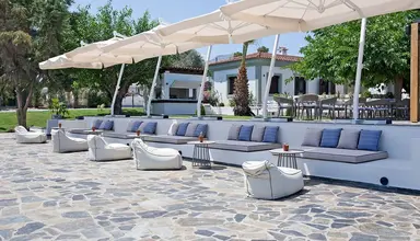 Zeus Eretria Resort
