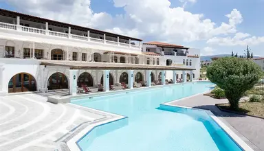 Zeus Eretria Resort