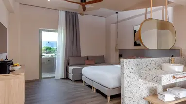 Zeus Neptuno Beach