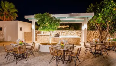 Zoetry Curacao