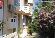 Zorbas Apartments